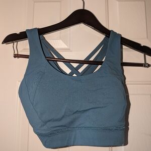 Lululemon bra size 8